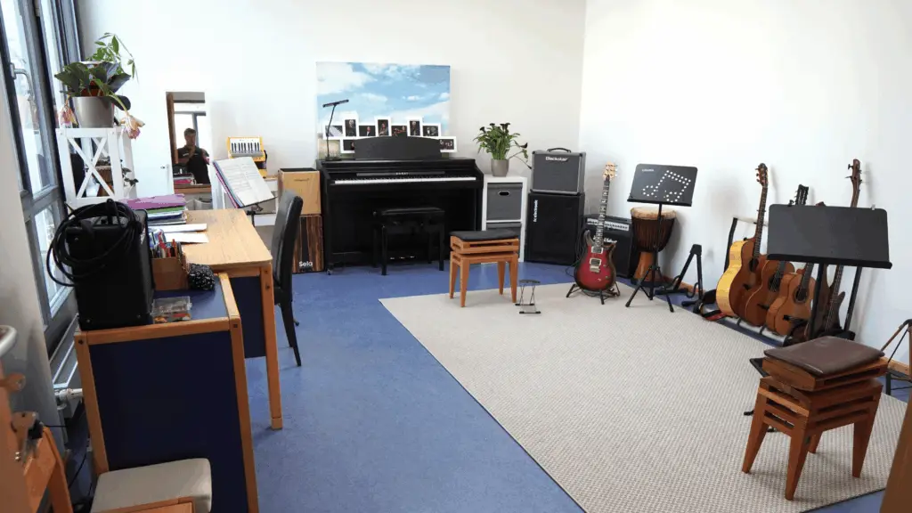 Musikschule-Muenchen-Klavierunterricht-Gitarre